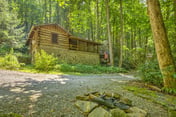 Adanaylah - A True Log Cabin Experience. Pet Friendly, too!