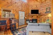 Bear Cub 2 - Cute Cabin in Helen, GA