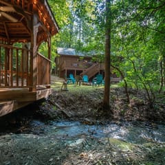 Settin' on the Creek - Let Your Cares Drift Away!