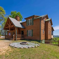 Eagles Nest - Mountain Top Luxury Cabin Near Alpine Helen