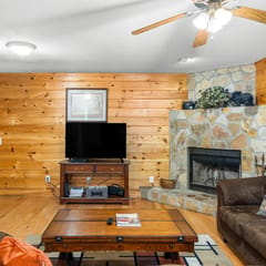 Magic Moments - Pet Friendly Townhome in Innsbruck Golf Community