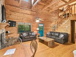 Country Charm B - Pet Friendly Cabin in city limits of Helen GA - Image 2