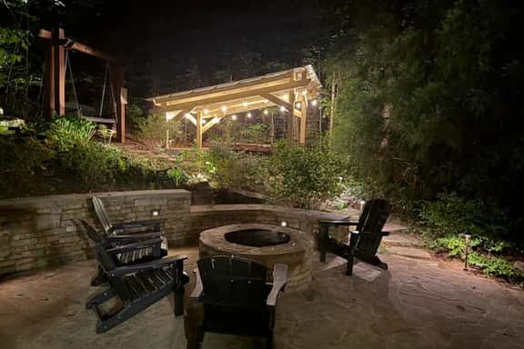 Ramblewood - Warm Cozy Cabin with Gorgeous Outdoor Living Space - Image 1