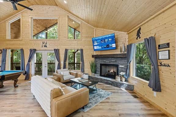 Hidden Jewel - Barndominium-Style Cabin Nestled in the Woods - Image 1