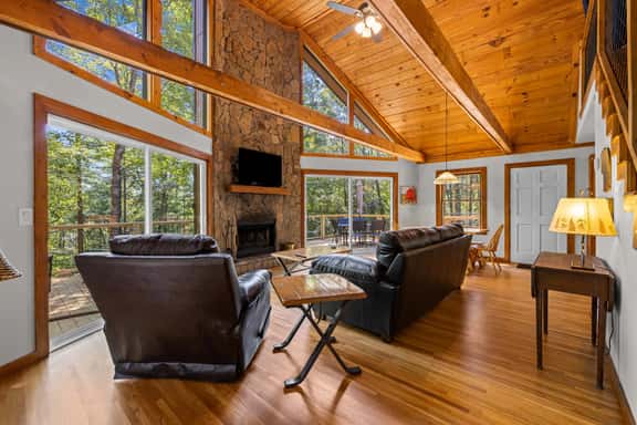 Restin’ on the Ridge - Perfect Mountain Getaway for Family and Friends - Image 1