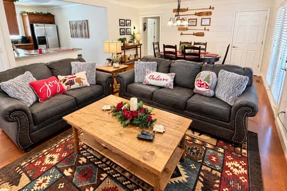Chattahoochee River House 2 - Ready for Your Arrival with Holiday Decor! - Image 1