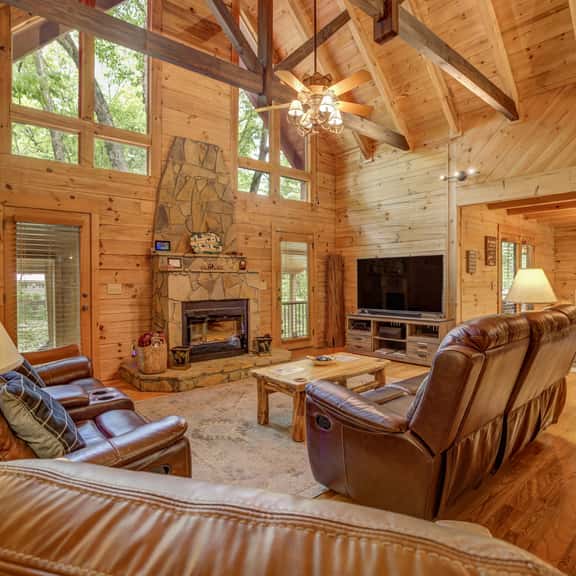 River Haus - Riverfront Luxury Lodge in Downtown Helen - Image 1