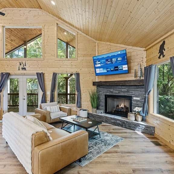 Hidden Jewel - Barndominium-Style Cabin Nestled in the Woods - Image 1