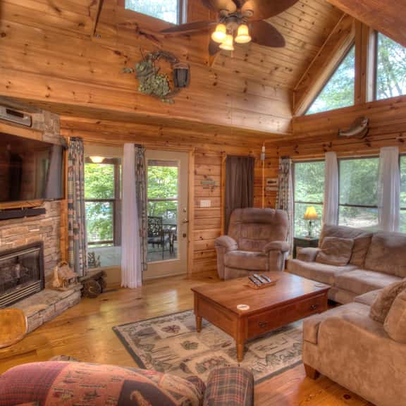 River Retreat - In Town Treat on The Chattahoochee River - Image 1