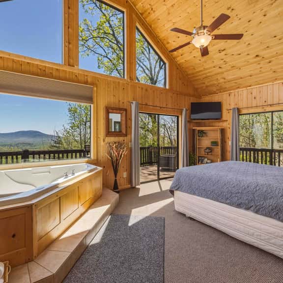 Yonah Vista - Luxury Couples Cabin - Image 1