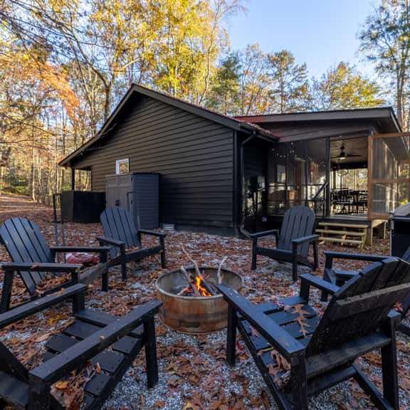 Shadows Nest - Unique, Rustic-Modern Design with Local Art - Image 1
