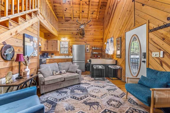 Bear Cub 1 - A Cabin Experience in Helen, GA - Image 2